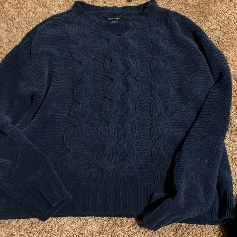American eagle sweater